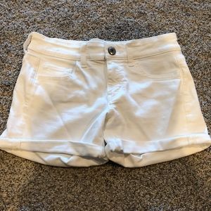 Women's White American Eagle Shorts Size 4